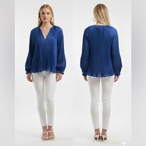 Jonathan Simkhai Blue pleated blouse top in size 4 NWOT